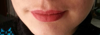 Жизнь без усов c кремом для удаления волос Avon Skin so Soft