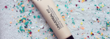 Тональная основа Kiko - Universal Fit Hydrating Foundation, в оттенке Warm Beige 15