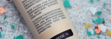 Тональная основа Kiko - Universal Fit Hydrating Foundation, в оттенке Warm Beige 15