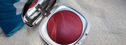 Очень вишневые румяна от Kiko Milano  из лимитированной коллекции Arctic Holiday