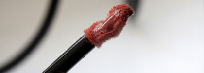 Блеск для губ L'Oreal Paris Infaillible Xtreme Resist # 110 i got the power