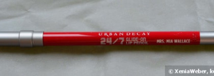 Стать героиней драмы с Urban Decay 24\7 Glide-On Lip Pencil Pulp Fiction Mrs. MIA Wallace и Urban Decay  Pulp Fiction Revolution Lipstick Mrs. MIA Wallace