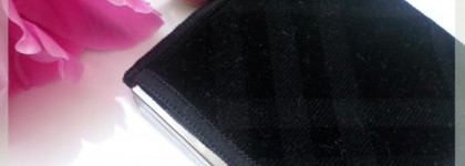 Румяна Burberry Light Glow Natural Blush, #02 Cameo Blush