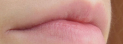 Oriflame Lip impact crayon "intense cherry" - плюсы и минусы