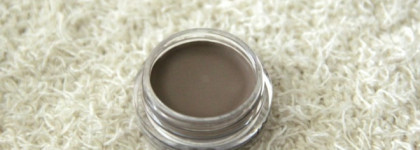 Новинка для бровей от Inglot: AMC Brow Liner Gel в оттенке 12