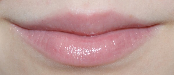 Artdeco Hydra Lip Booster в оттенке 28