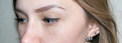 Карандаш для бровей с сюрпризом Artdeco Eye Brow Pencil в оттенке 04 light grey brown