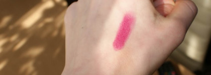 Долгожданная весення новинка cияющая и матовая губная помада Chanel Rouge Allure Velvet Luminous Matte Lip Colour in 50 La Romanesque