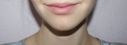 Ежедневный блеск для губ Clarins Eclat Minute Instant Light Natural Lip Perfector в оттенке 04