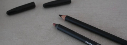 Стойкий карандаш для губ MAC Pro Longwear Lip Pencil в оттенке Staunchly Stylish