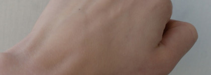 Тональный крем «Естественное сияние» Chanel Vitalumiere Aqua Ultra Light Skin Perfecting Makeup SPF 15 в оттене 10 Beige