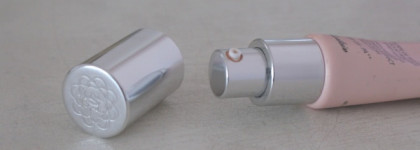 Тональный флюид Guerlain Meteorites Baby Glow в оттенке 02 Clair/Light