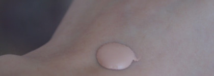 Тональный флюид Guerlain Meteorites Baby Glow в оттенке 02 Clair/Light