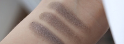 Catrice Liquid Metal Eyeshadow #080 - Mauves Like Jagger