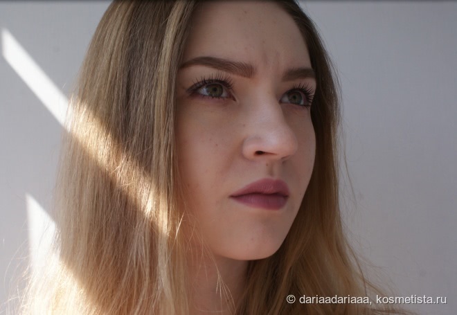 Chanel Le Volume De Chanel Mascara #100 Ardent Purple