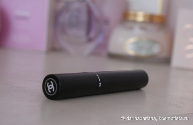 Chanel Le Volume De Chanel Mascara #100 Ardent Purple