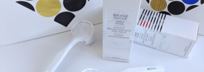 Необычно... Нет, необычайно! Sisley Phyto-Pate Moussante & Brosse Douce