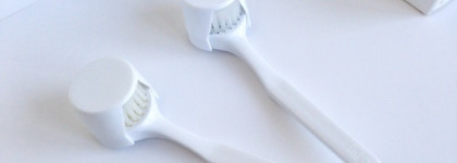 Необычно... Нет, необычайно! Sisley Phyto-Pate Moussante & Brosse Douce