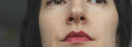 Guerlain Kiss Kiss 320 не очень "наглый красный"