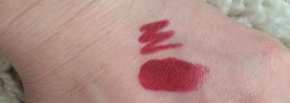 Губная помада Mac линии Viva Glam, оттенок Viva Glam I matte и карандаш для губ Maybelline Color Sensational,547 pleasure me red