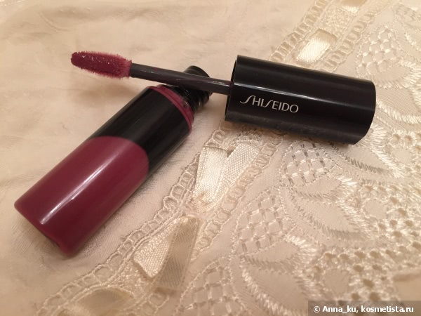 Насыщенный блеск для губ Shiseido Lacquer Gloss RS306