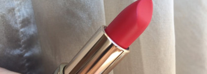 Помады L'oreal Color Riche Lipstick в оттенках P403 Pink Retro, R513 Viva Red