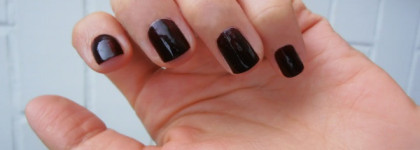 «Яблочная история» с Essie #49 Wicked