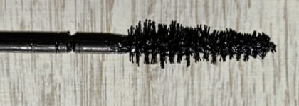 L`oreal Paris Voluminious Miss Manga Mascara (Black) - Тушь для объема ресниц