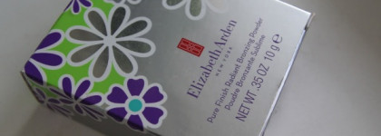 Всем поклонницам блестяшек посвящается... или невероятное мерцание от Elizabeth Arden New York In Bloom Pure Finish Radiant Bronzing Powder "Deep"