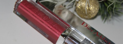 Блеск для губ из Рождественской коллекции "Golden Shock 2014" Dior Addict Gloss Mirror Shine Volume And Care #663 Pink Excess
