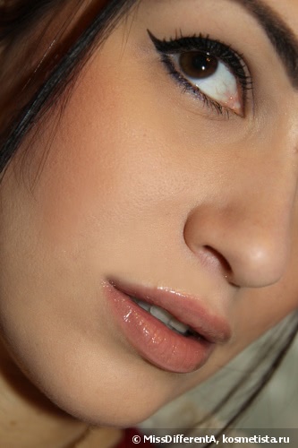 Chanel Levres Scintillantes Brillant Extreme Glossimer #297 Sweet Beige