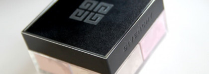 Достойная пудра Givenchy Prisme Libre #7 Voile Rosé