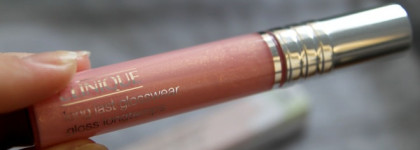 Совершенно не мой блеск для губ Clinique long last glosswear SPF 15 #25 Sweet Touth