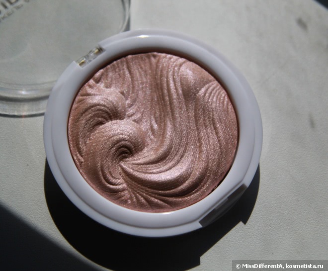 В поисках идеального хайлайтера: MUA Undress Your Skin Highlighting Powder - Pink Shimmer