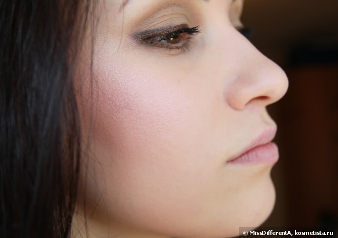 В поисках идеального хайлайтера: MUA Undress Your Skin Highlighting Powder - Pink Shimmer