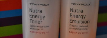 Пережить зиму: Tony Moly Floria Nutra Energy Toner и Tony Moly Floria Nutra Energy Emulsion