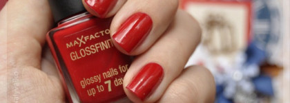 Мой новогодний красный. Лак для ногтей Max Factor Glossfinity 110 Red Passion