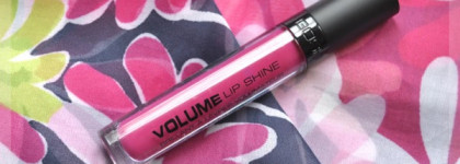 Розовое желе Gosh Volume Lip Shine в оттенке Raspberry Galore