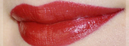 Две красные помады. Rimmel Lasting Finish Lipstick в оттенке 164 Tantrum и Lamel Professional Intense Color Lipstick в оттенке 06