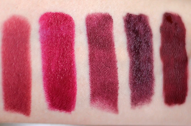 Вино Богов. Помада Maybelline Color Sensational из серии Matte в оттенке 975 Divine Wine