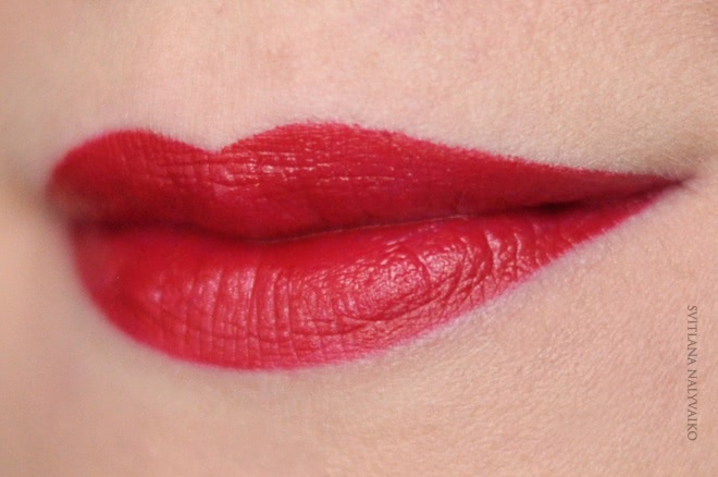 Когда подарок не разочаровал. Помада Make Up Factory Lip Color в оттенке 156 Red Temptation