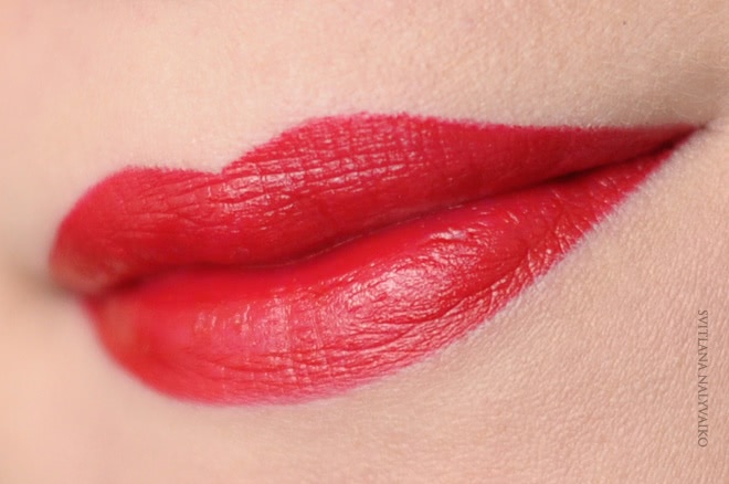 Когда подарок не разочаровал. Помада Make Up Factory Lip Color в оттенке 156 Red Temptation