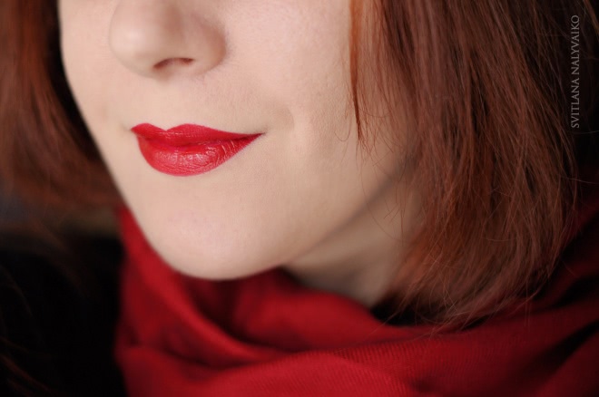 Когда подарок не разочаровал. Помада Make Up Factory Lip Color в оттенке 156 Red Temptation