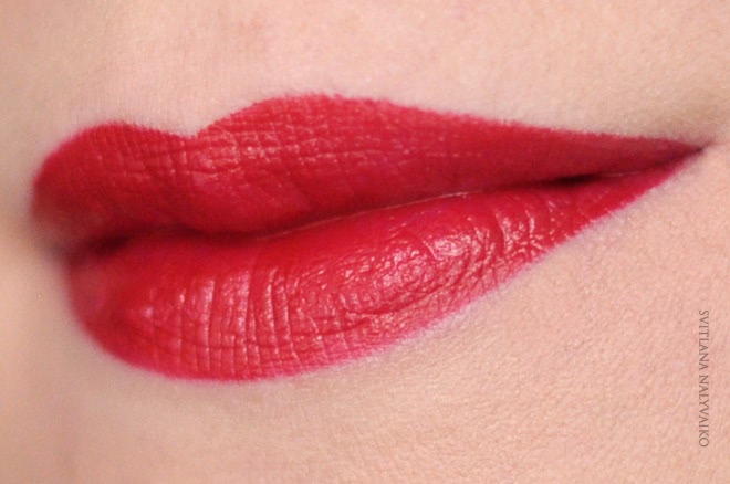 Когда подарок не разочаровал. Помада Make Up Factory Lip Color в оттенке 156 Red Temptation