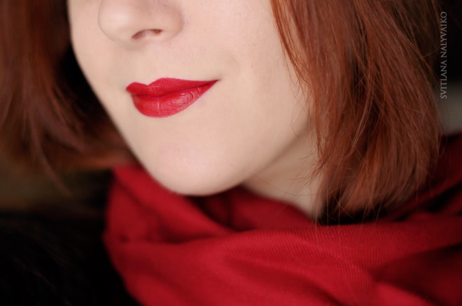 Когда подарок не разочаровал. Помада Make Up Factory Lip Color в оттенке 156 Red Temptation