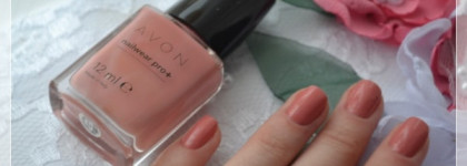 Всесезонный  любимчик  Avon Nailwear Pro + "Perfectly Flesh"