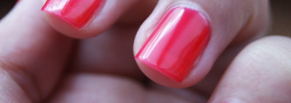 Naillook by Cosmopolitan. Заслуживает ли внимания?