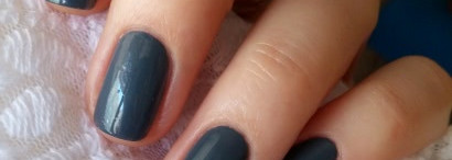 Две противоположности - серый Pupa (902) и весёлый радужный CHiC (723)