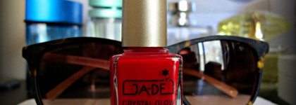 Классный красный  Ja-De Crystal Glow nail enamel 342