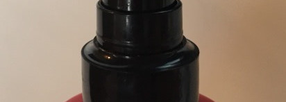 Два красных профессионала на страже красоты волос